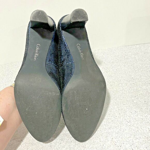 Calvin Klein Babe High Heels Pumps Ladies Navy Blue Career Shoes US 10M AS IS - Picture 9 of 9